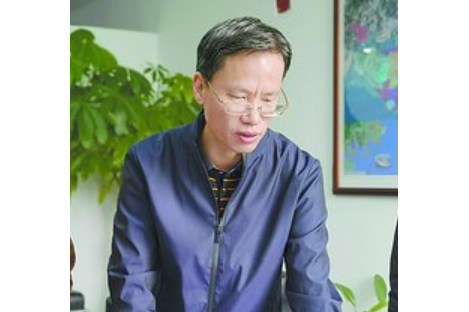 张建斌,厦门路桥工程投资发展有限公司党总支副书记,总经理.
