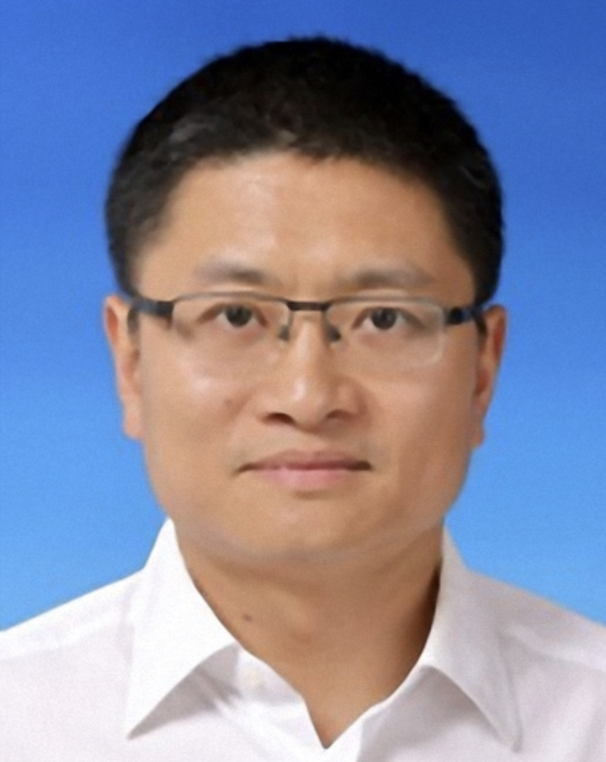 data-id="gnbkgiy3v2">现任福州经济技术开发区委员会书记,马尾