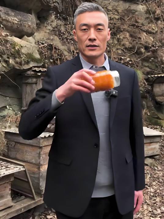 西和邱毅鹏_百度百科