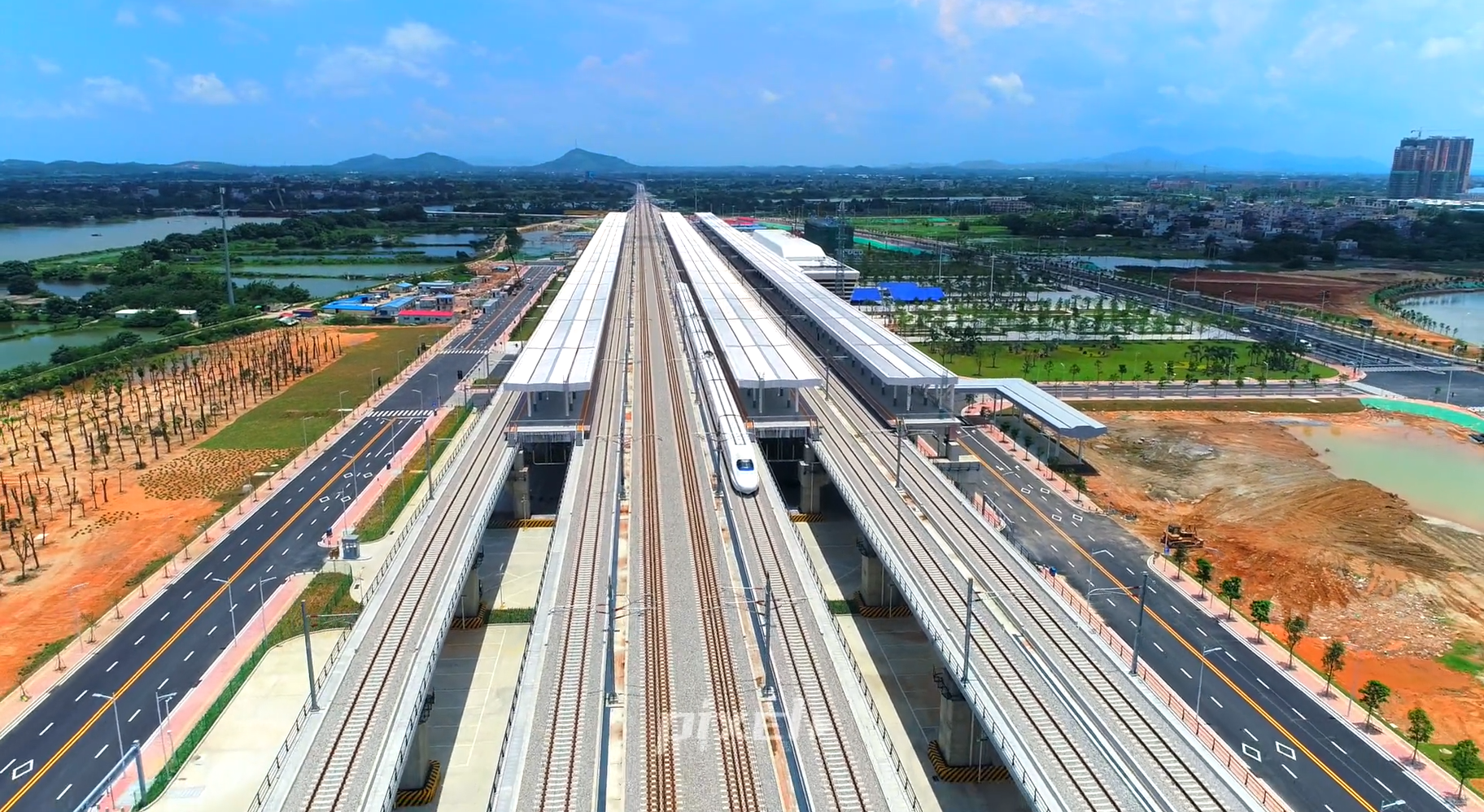 railway station),位于中国广东省阳江市,是中国铁路广州局集团有限