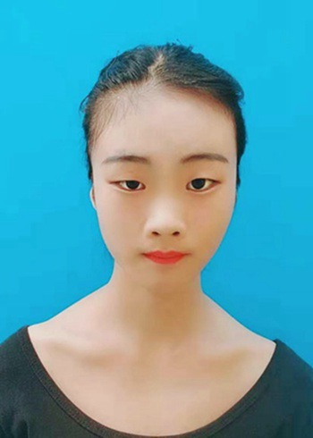 杨涵斐