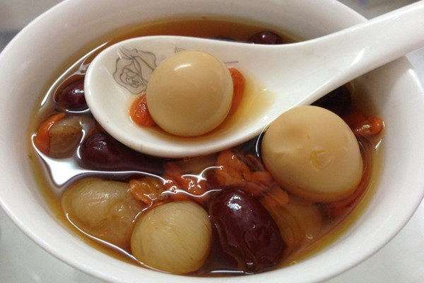 鹌鹑蛋红枣汤
