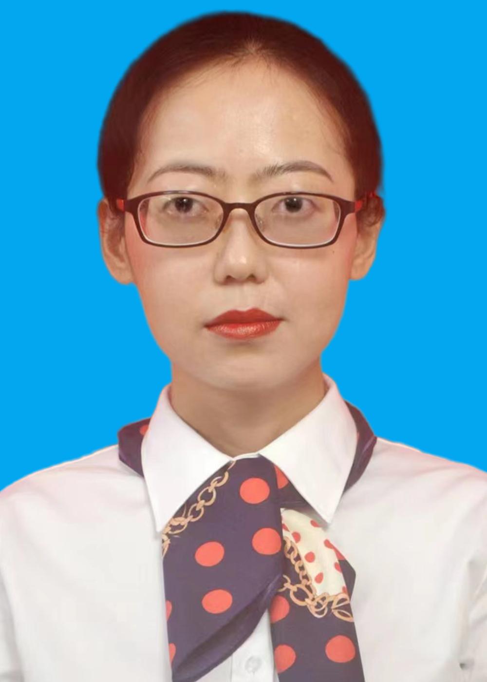  /p> p data-id="te00fudhnnho">曾任泸州市教育和体育局副局长.