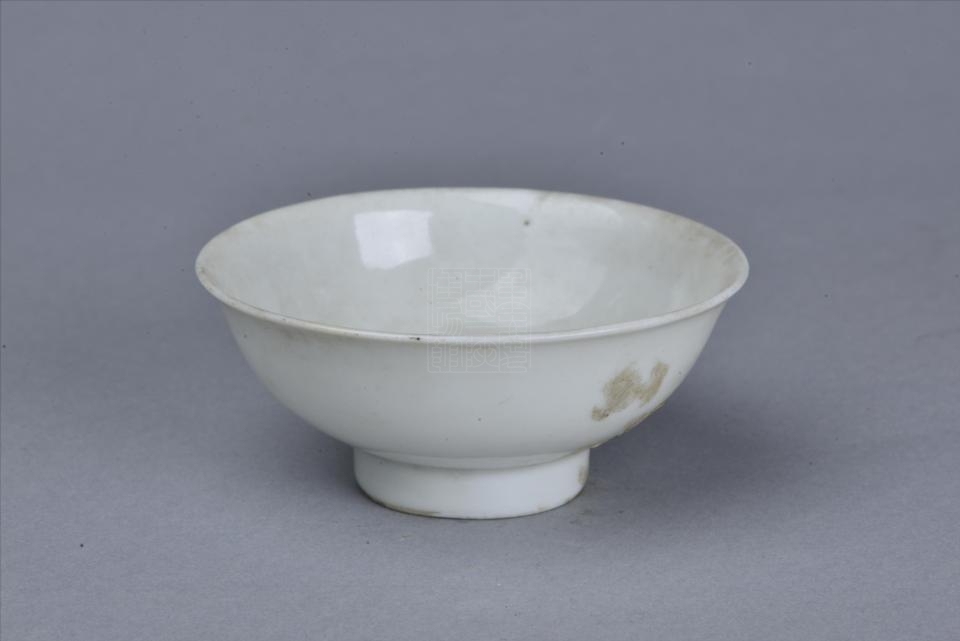 民国白釉瓷碗