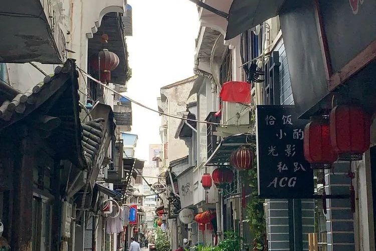  p data-id="t08e6dfhf60b">北鹿西街,位于浙江省金华市东阳市,路长40