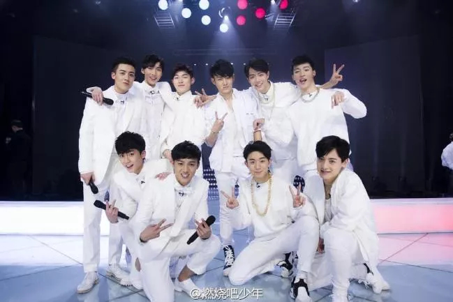 夏之光，以演员身份继续前行_百科TA说