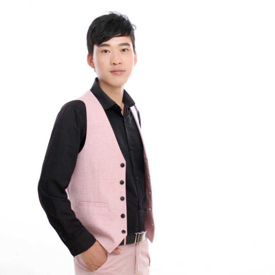  p data-id="go4f2n76jo">周正宝,中国华语男歌手,出生于甘肃靖远县