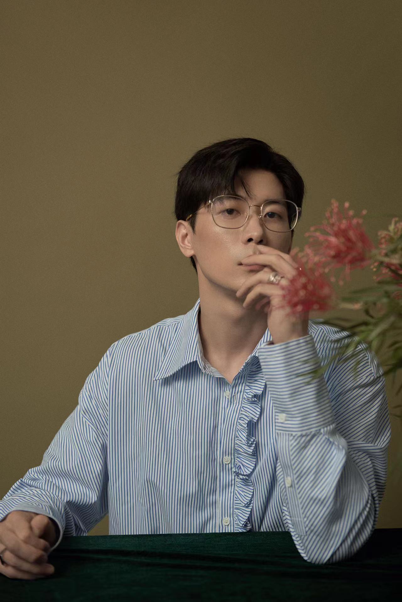  p data-id="gnbj1yeisx">边一鸣,1993年1月4日出生于辽宁省盘锦市, 