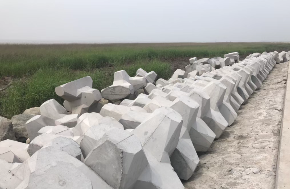 混凝土块防波堤