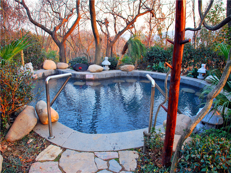 紫清湖室内温泉