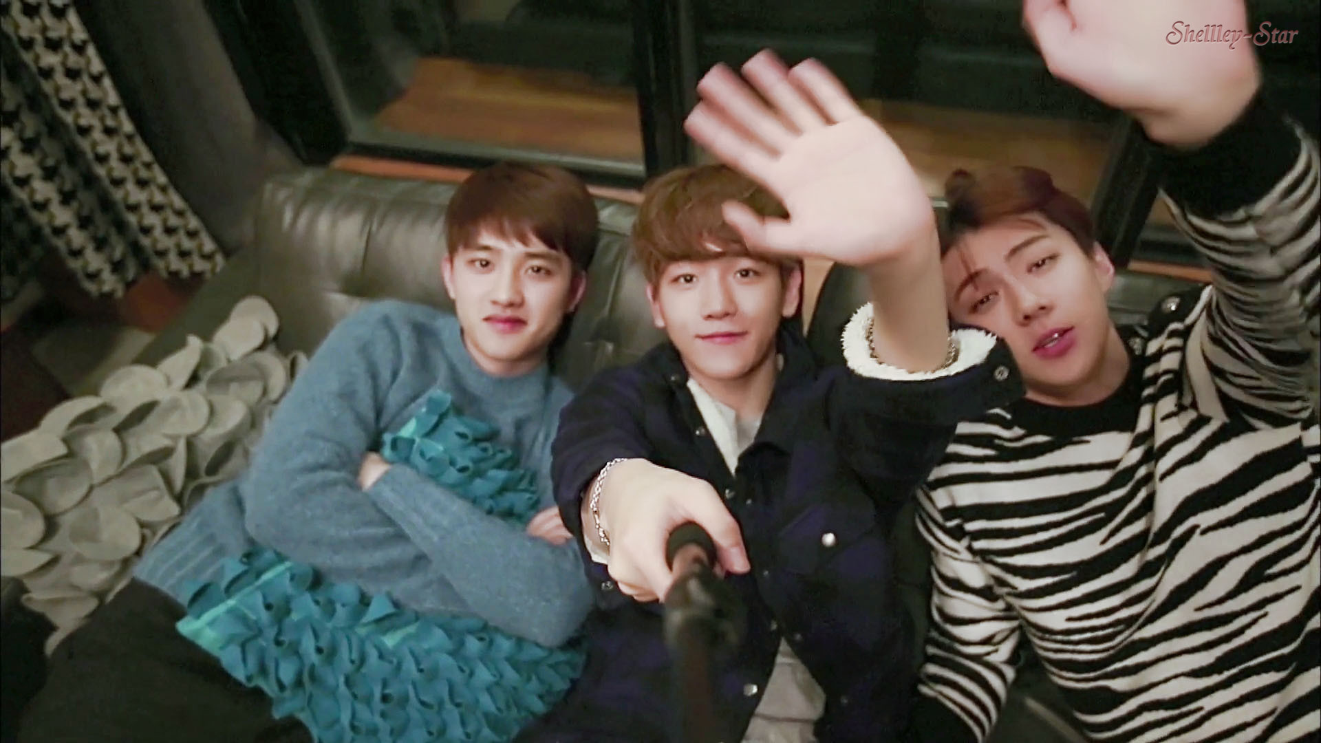  p>《我邻居是exo》是由李权执导, a href="#" data-lemmaid="1225236