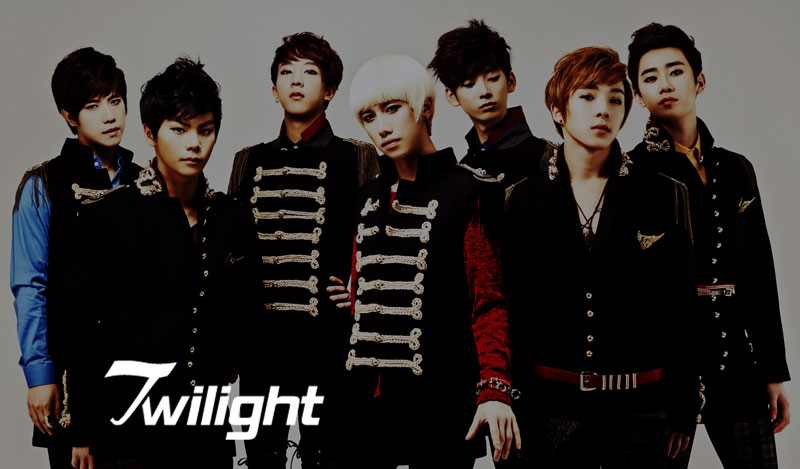  p>twi-light是于2011年08月03日正式出道的韩国男子组合.