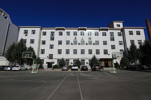  p>黑龙江省实验中学(heilongjiang experimental high school)创建于