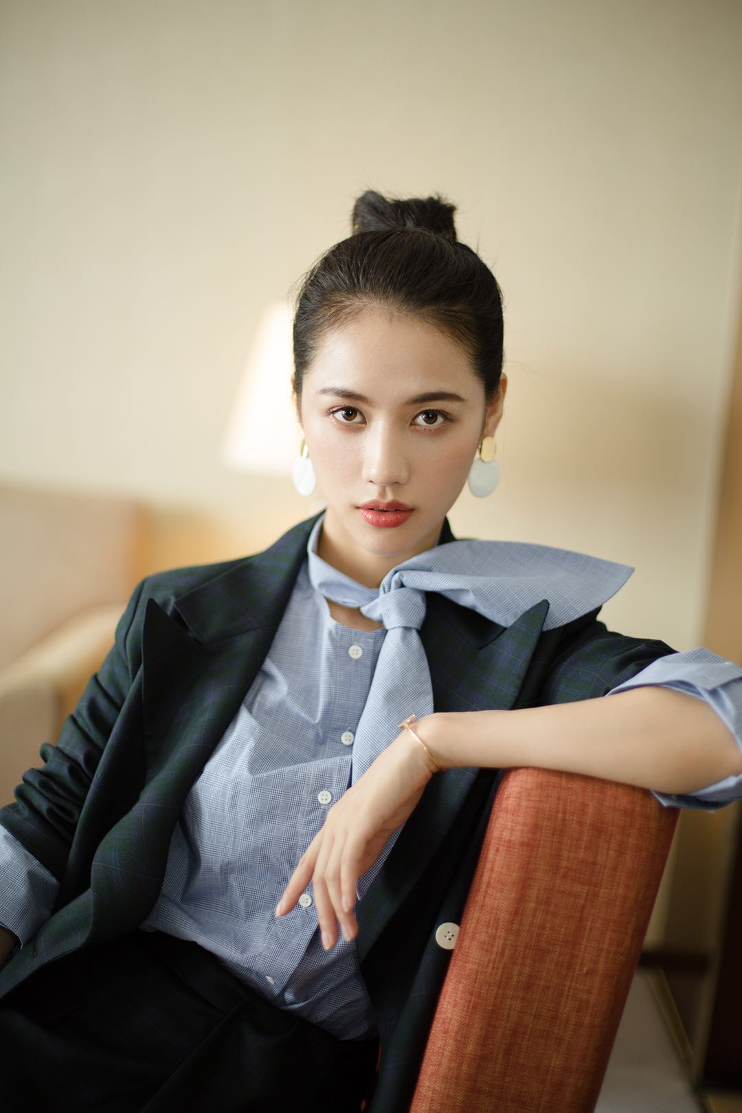 data-id="gncmyv7ppz">董琦,12月19日出生于浙江临安,中国内地女演员