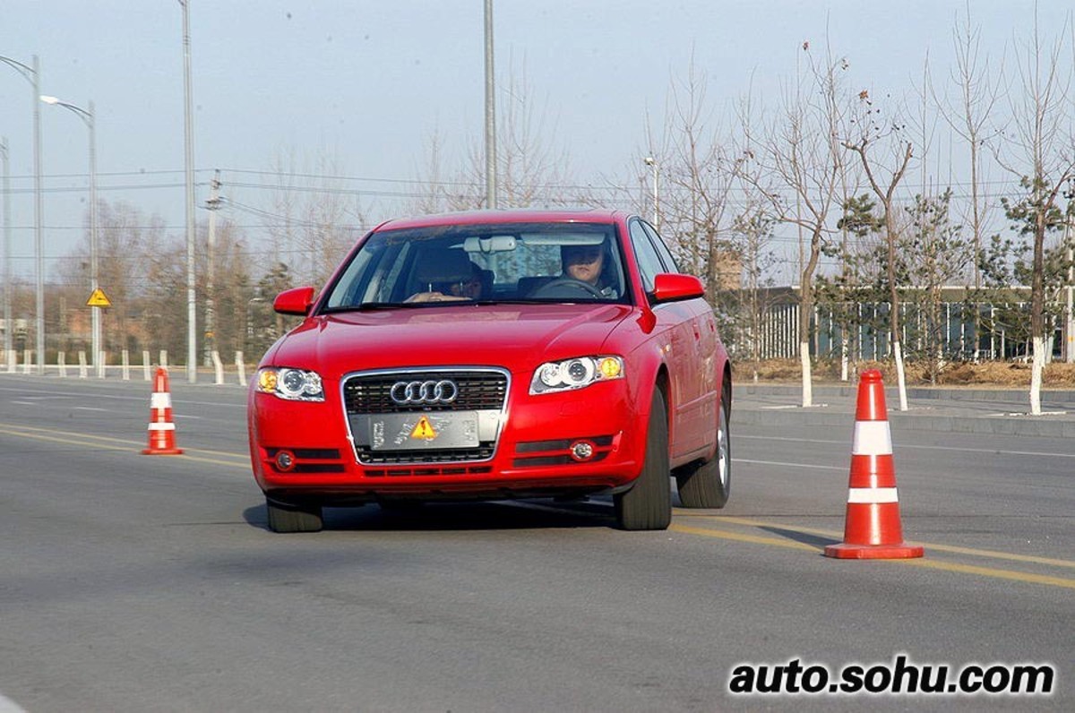 奥迪a4