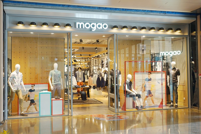  p data-id="gnhhi249p5">摩高(mogao)男装,始于1992年,定位「潮,时尚