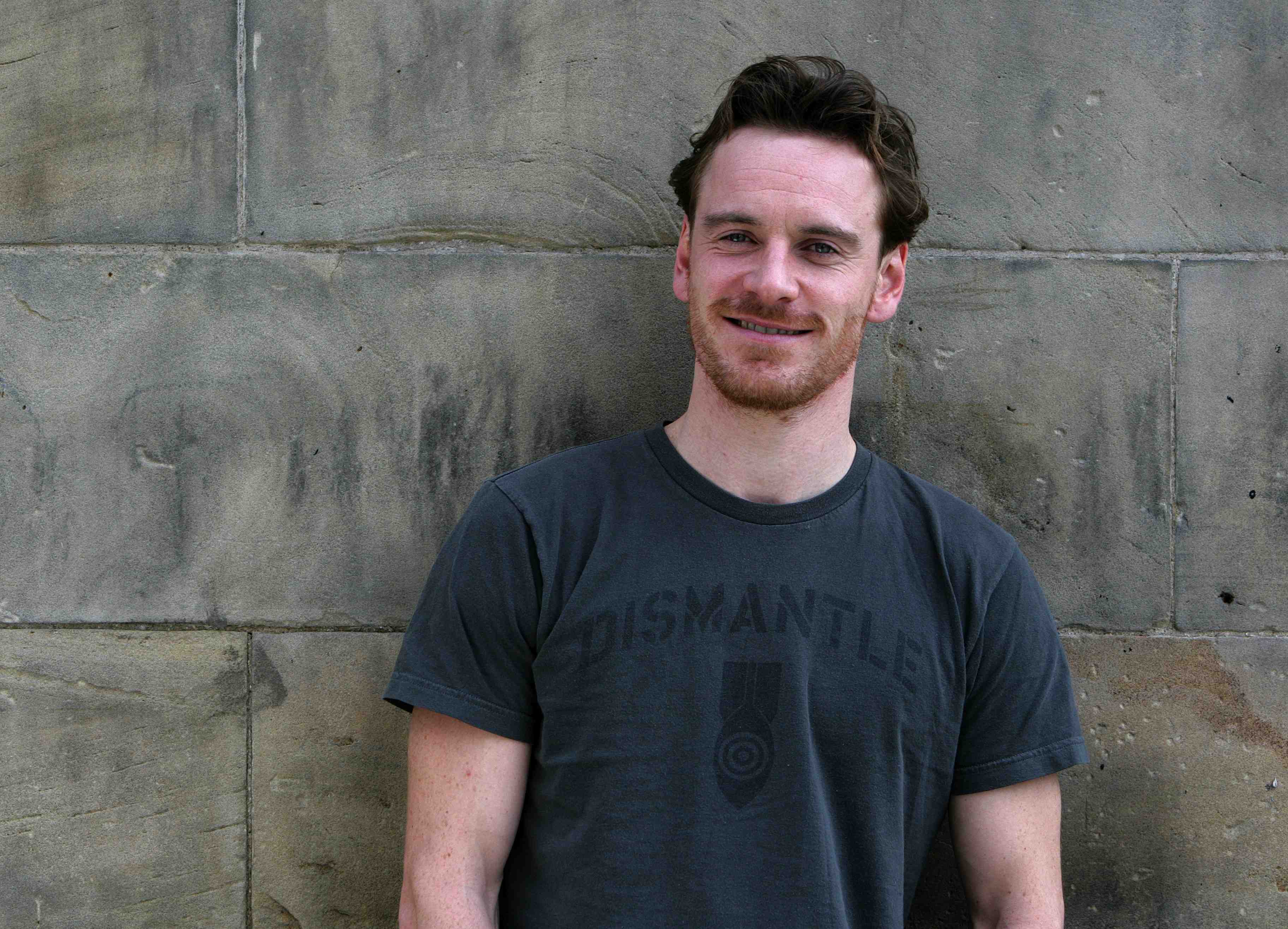  p>迈克尔·法斯宾德(michael fassbender),1977年4月2日出生于德国