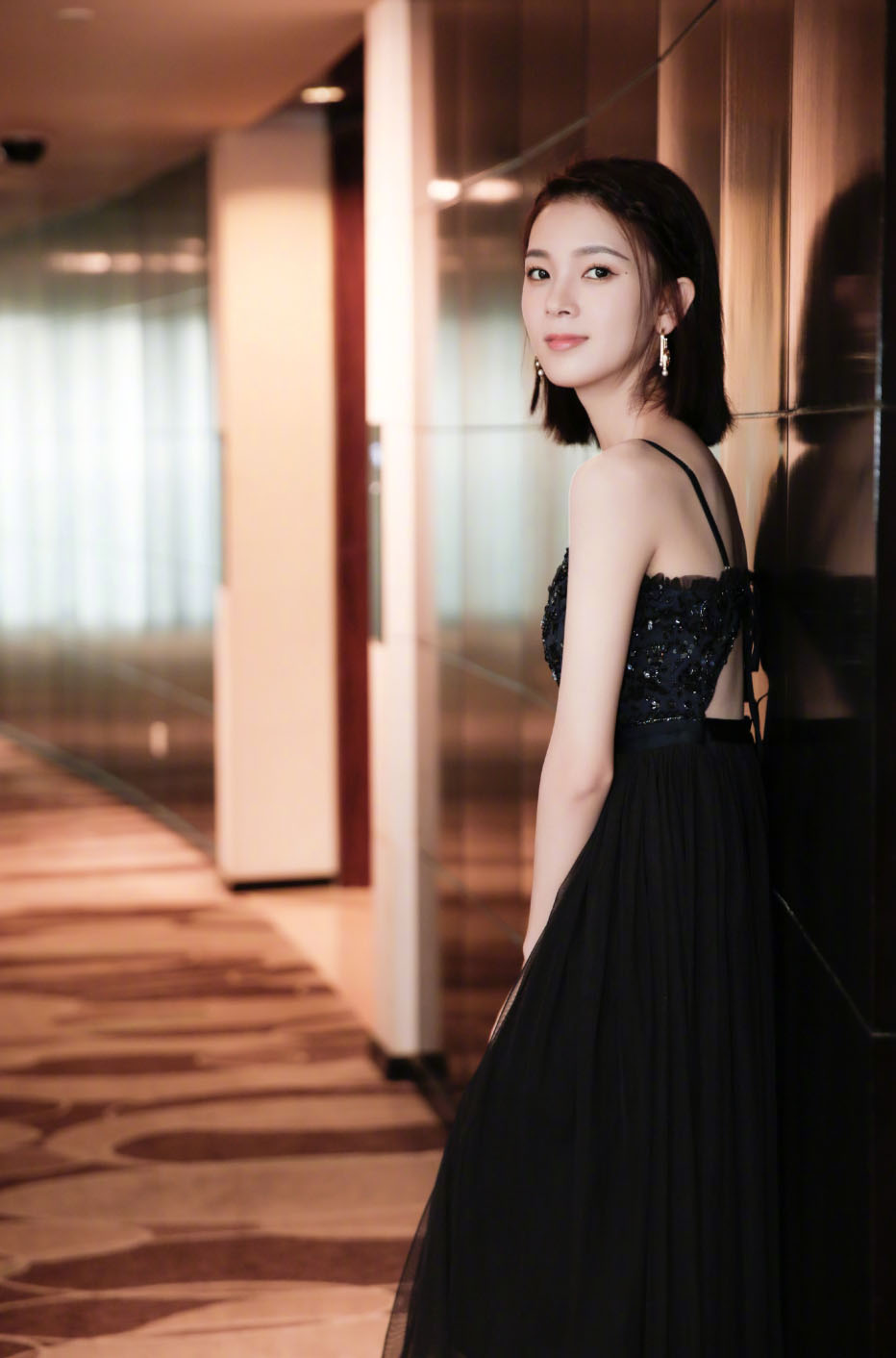  p>陈瑶,1994年10月31日出生于四川攀枝花,中国内地女演员,毕业于北京