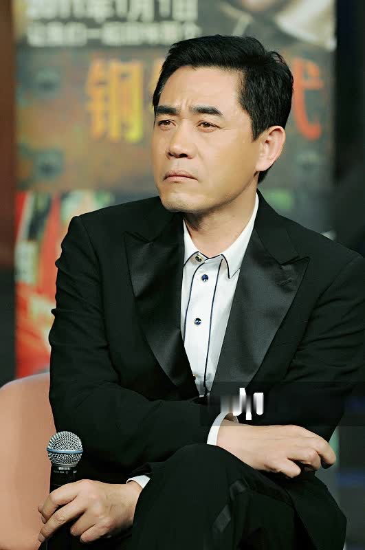  p>陈宝国,1956年3月9日出生于北京,中国影视男演员,毕业于 a target=