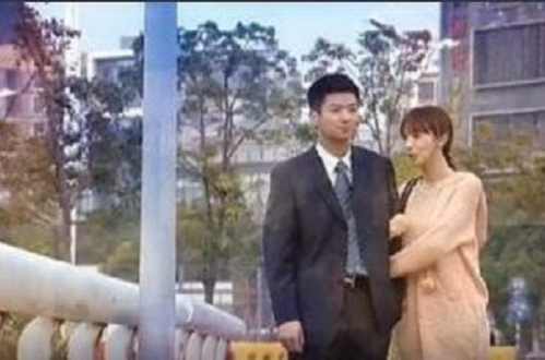  p data-id="t8goyapnxi2t">《除非是个梦》是孙浩/张瑶演唱的歌曲.