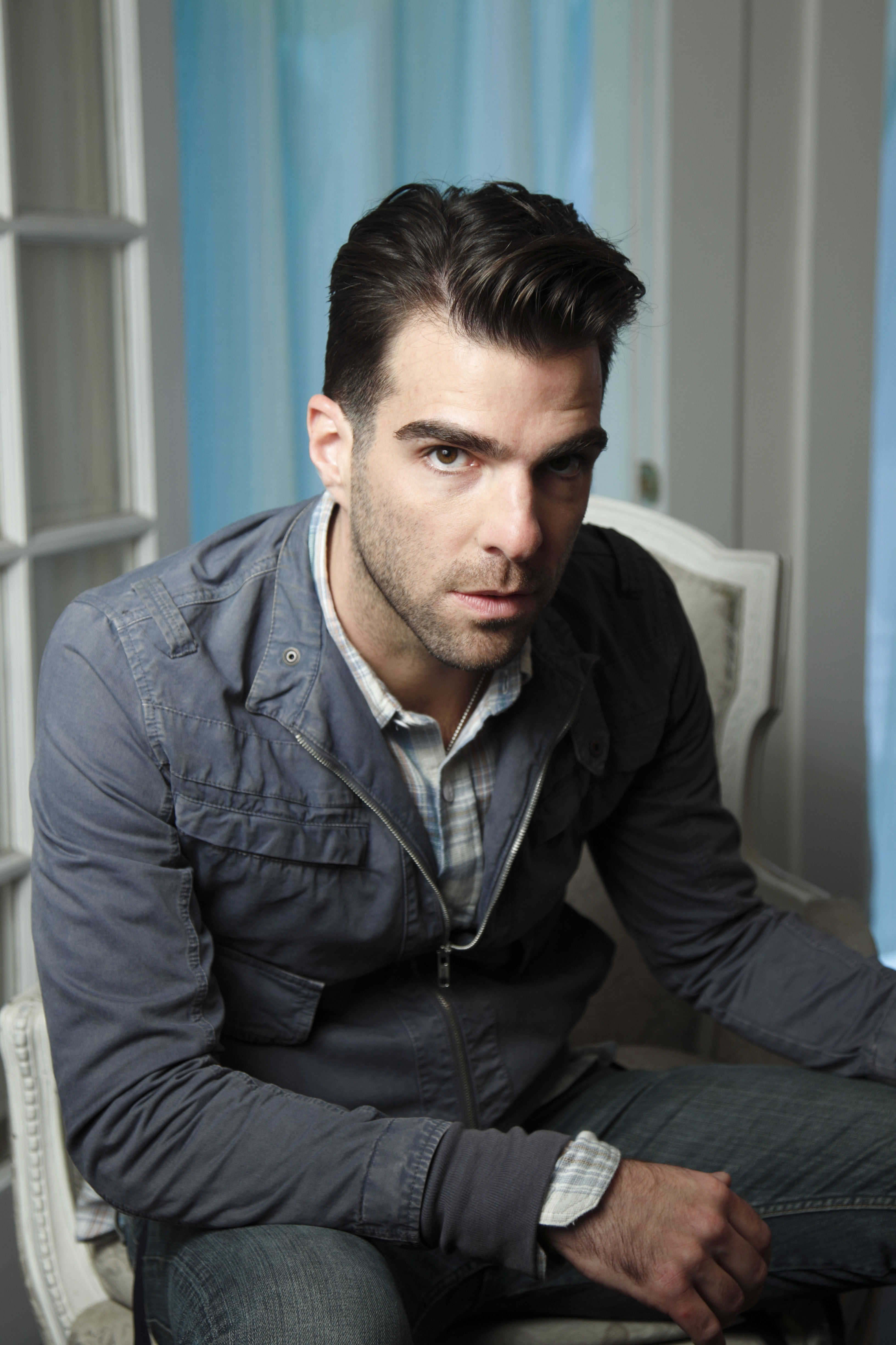  p>扎克瑞·昆图(zachary quinto),1977年6月2日出生于美国宾夕法尼亚