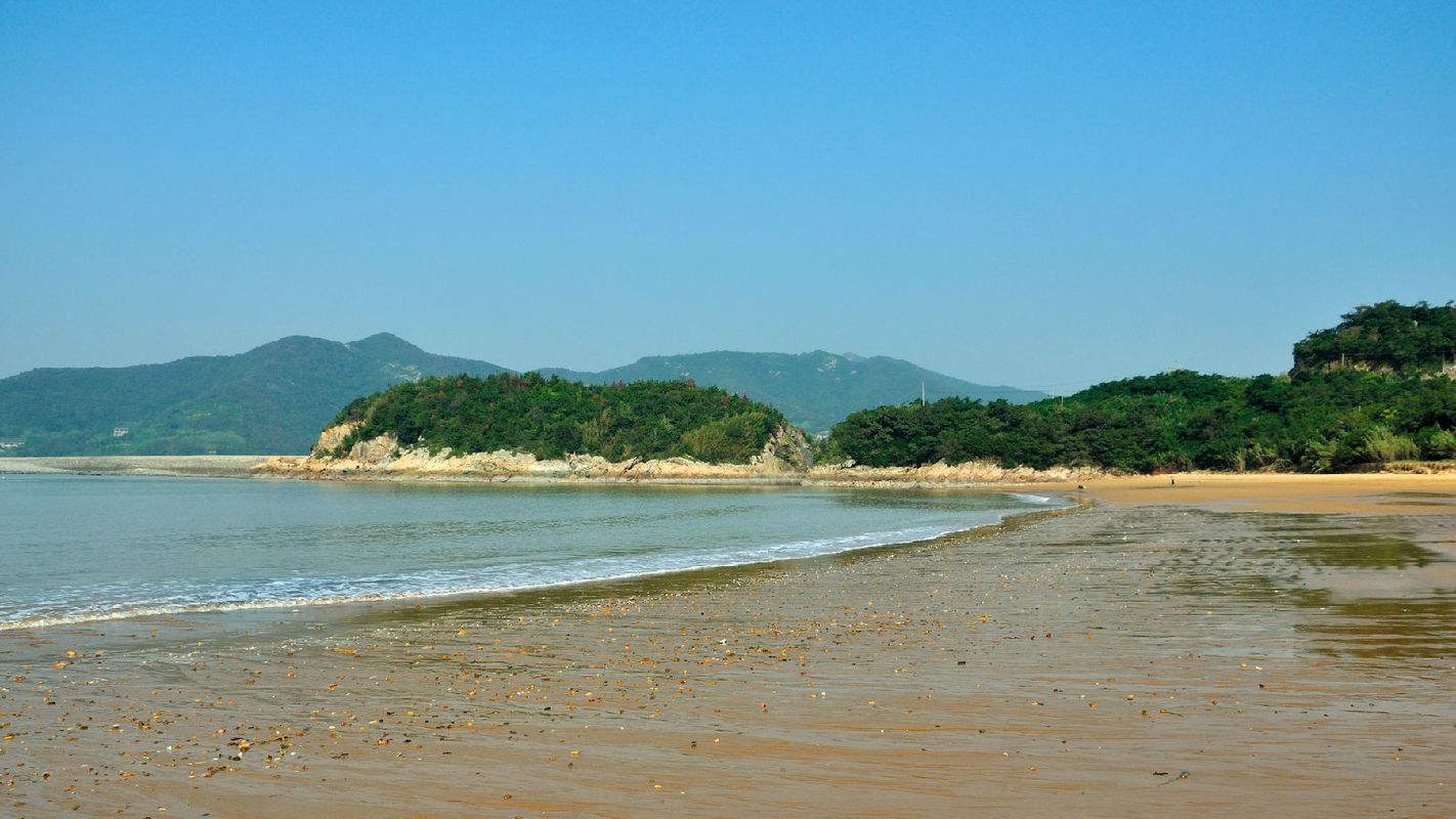  p>六横岛位于 a target="_blank" href="/item/舟山/732327" data