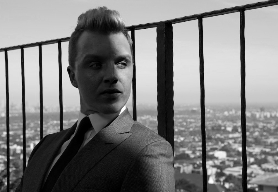  p>诺尔·费舍(noel fisher)1984年03月13日出生于加拿大,不列颠