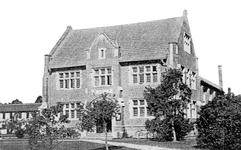 沪江大学