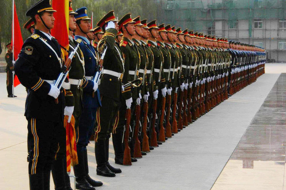 中国人民解放军陆,海,空三军仪仗队