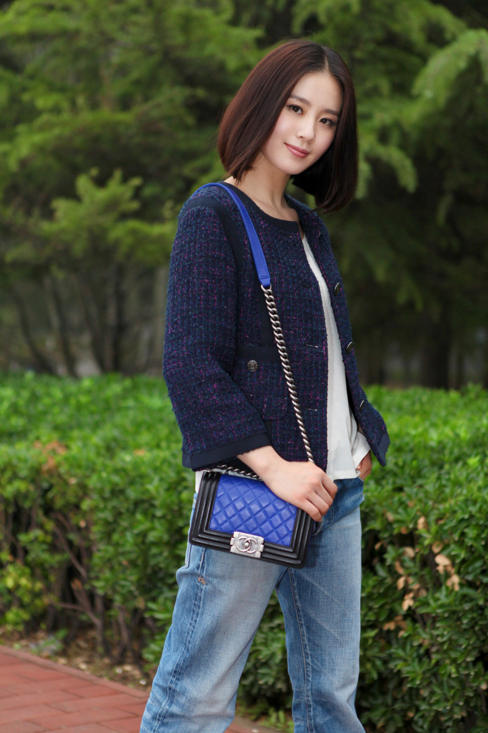 >刘诗诗(原名刘诗施),1987年3月10日出生于北京市,中国内地影视女演员