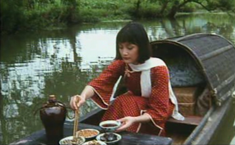  p data-id="gnwr8kq4hq">电影女儿红是由导演 a target="_blank"