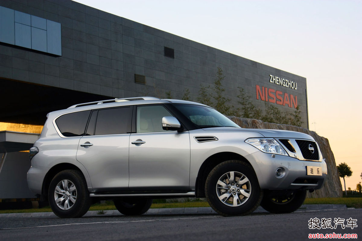  p>途乐(patrol)是日产汽车首款全尺寸suv,第六代在2010年初发布.