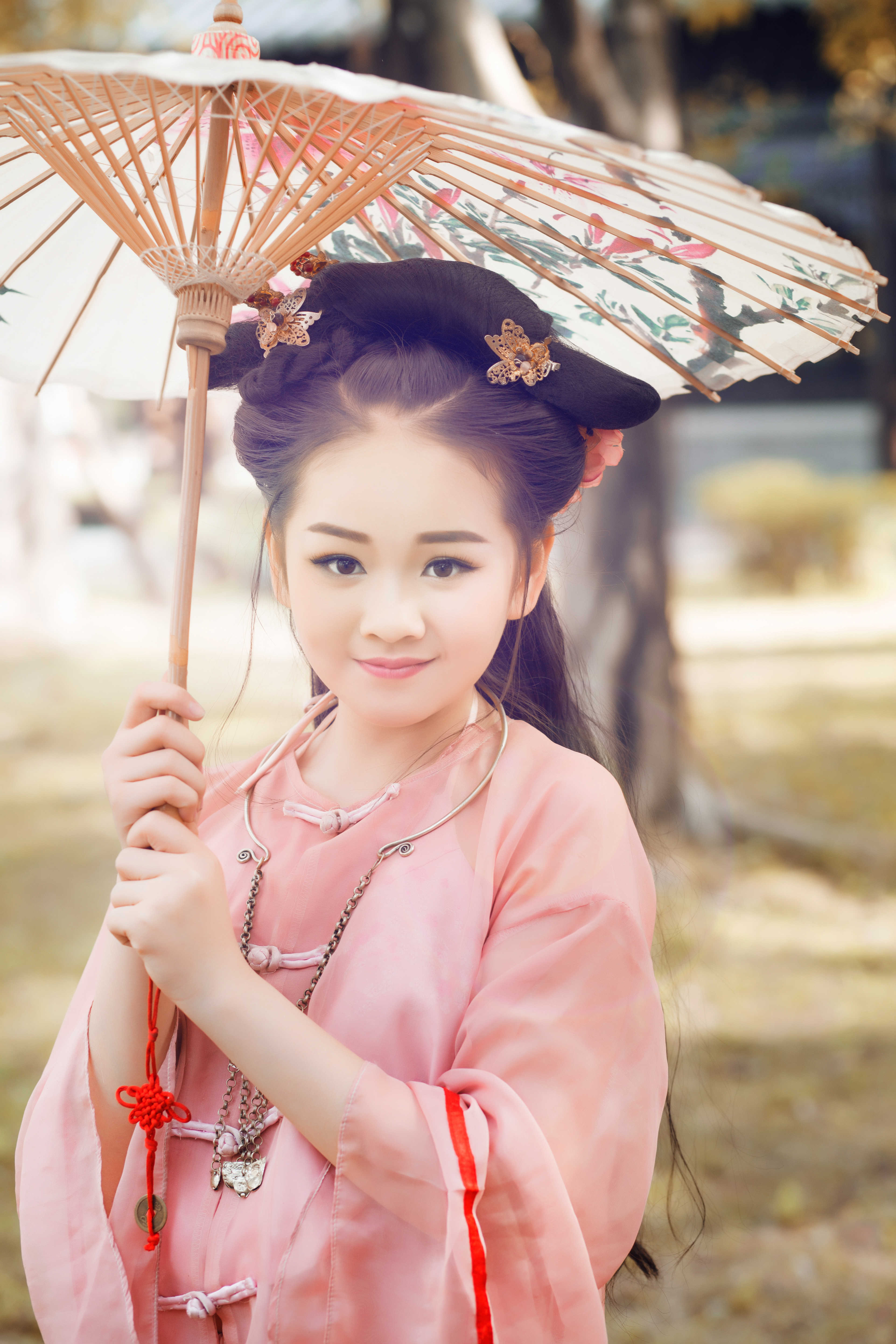 中国内地小童星,代表作品《 a target="_blank" href="/item/真心真情