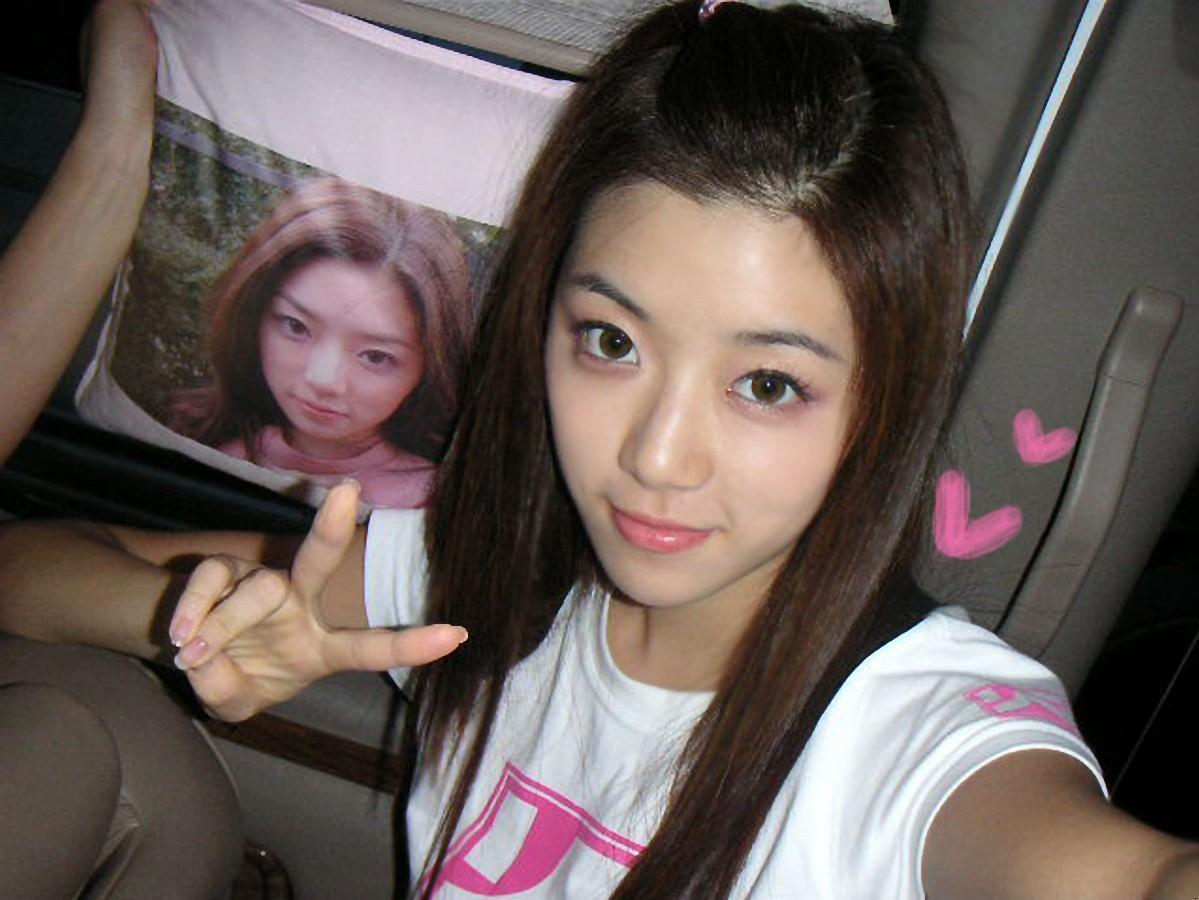  p>韩国女星,别名朴寒别, 毕业于韩国中央大学戏剧电影系,其代表作