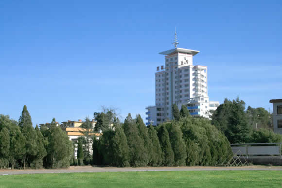 楚雄医学高等专科学校