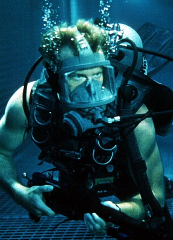 深海狂鲨deepbluesea(1999)