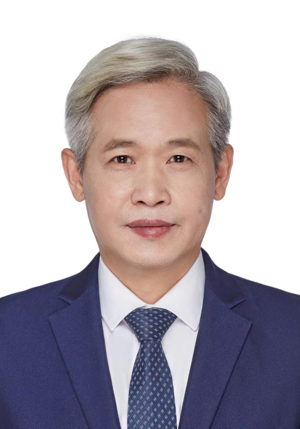 余新华,男,汉族,1965年9月生,江西<a target