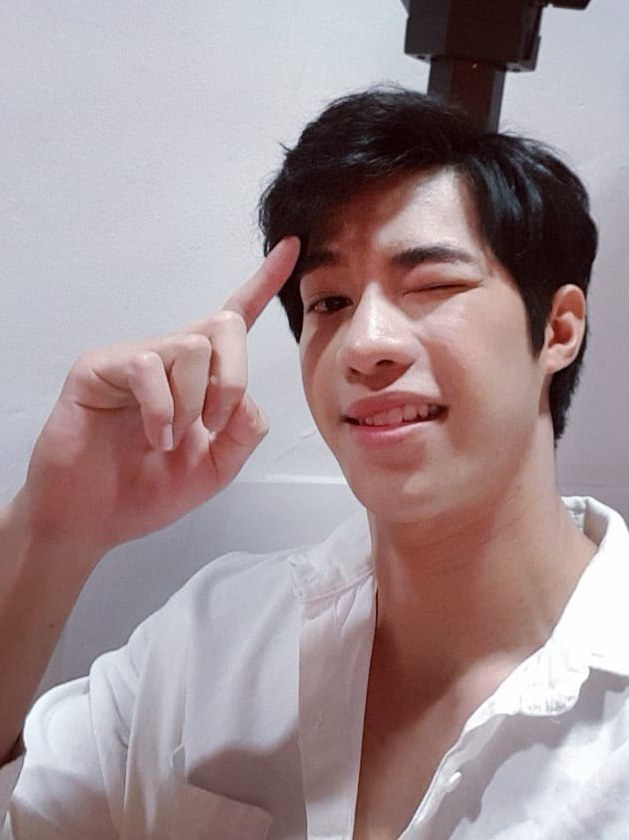  p>博瑟顿·索帕达赫·维尔拉特,男,泰国演员,主要作品有《兄弟》.