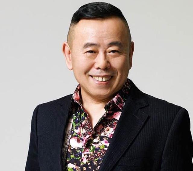 7月1日出生于黑龙江省牡丹江市东宁市,祖籍山东济南,中国内地喜剧演员