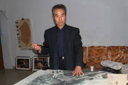 刘万里（艺术家）_百度百科
