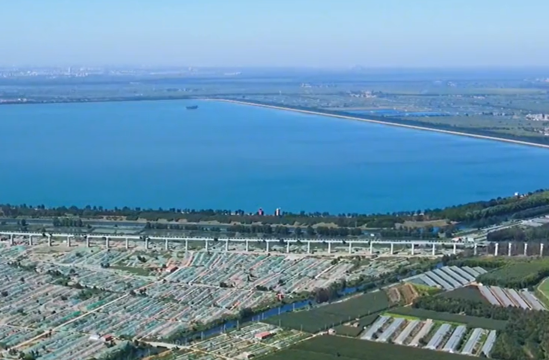 尔王庄镇,隶属于天津市宝坻区,地处<a