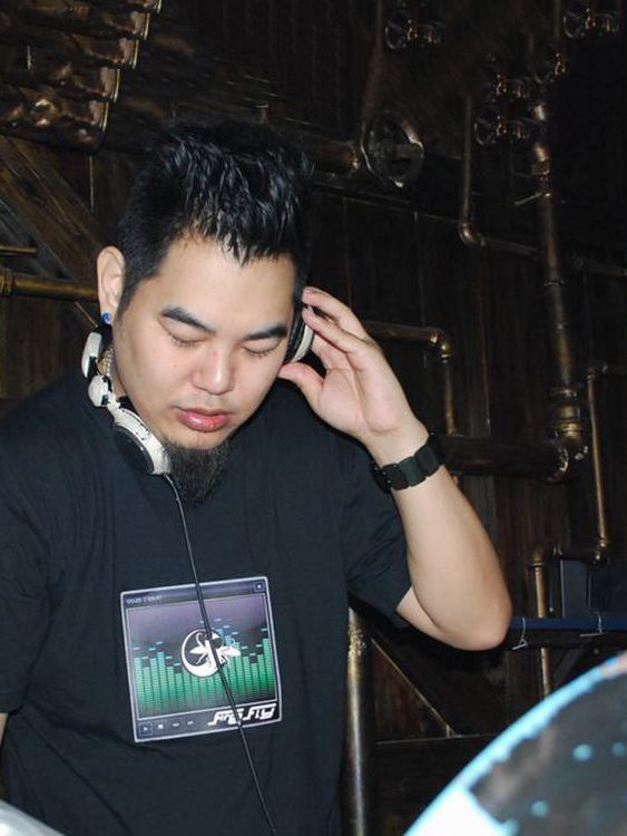  p>《吹喇叭》是 a target="_blank" href="/item/罗百吉/445868"