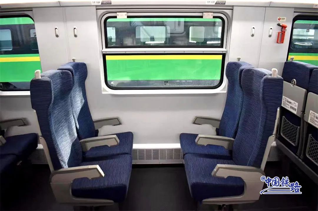 cr200j型复兴号动车组