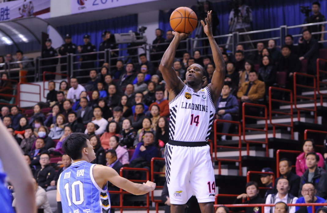 莱斯特·哈德森