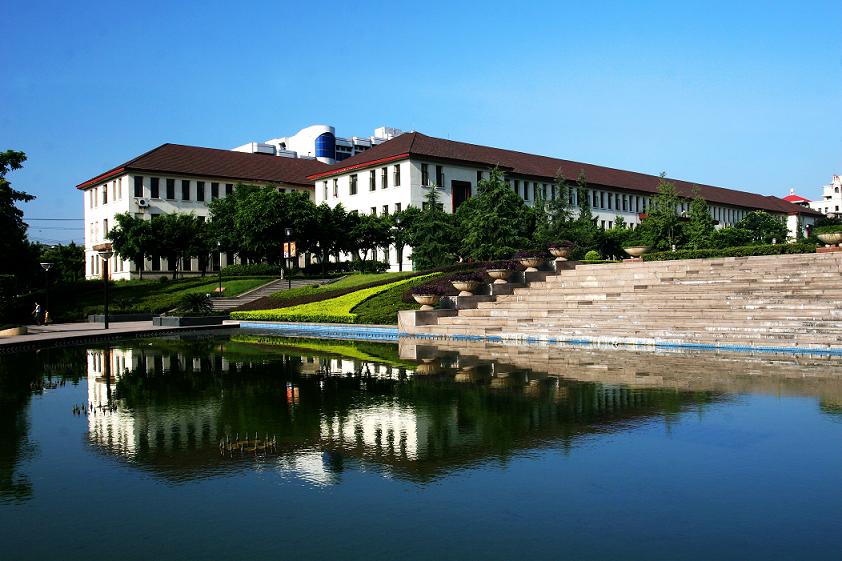  p>重庆医科大学(chongqing medical university),简称"重医",是 a