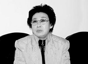 尹小芳