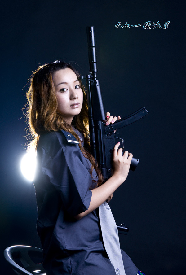  p>张皑明刚大学毕业,换了好多份工,因为不喜欢呆板的工作而做不长久.