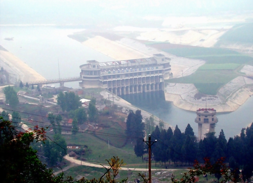  p>袁冲乡,隶属于湖北省襄阳市老河口市,地处 a target="_blank" href