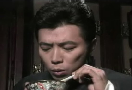 张佩华