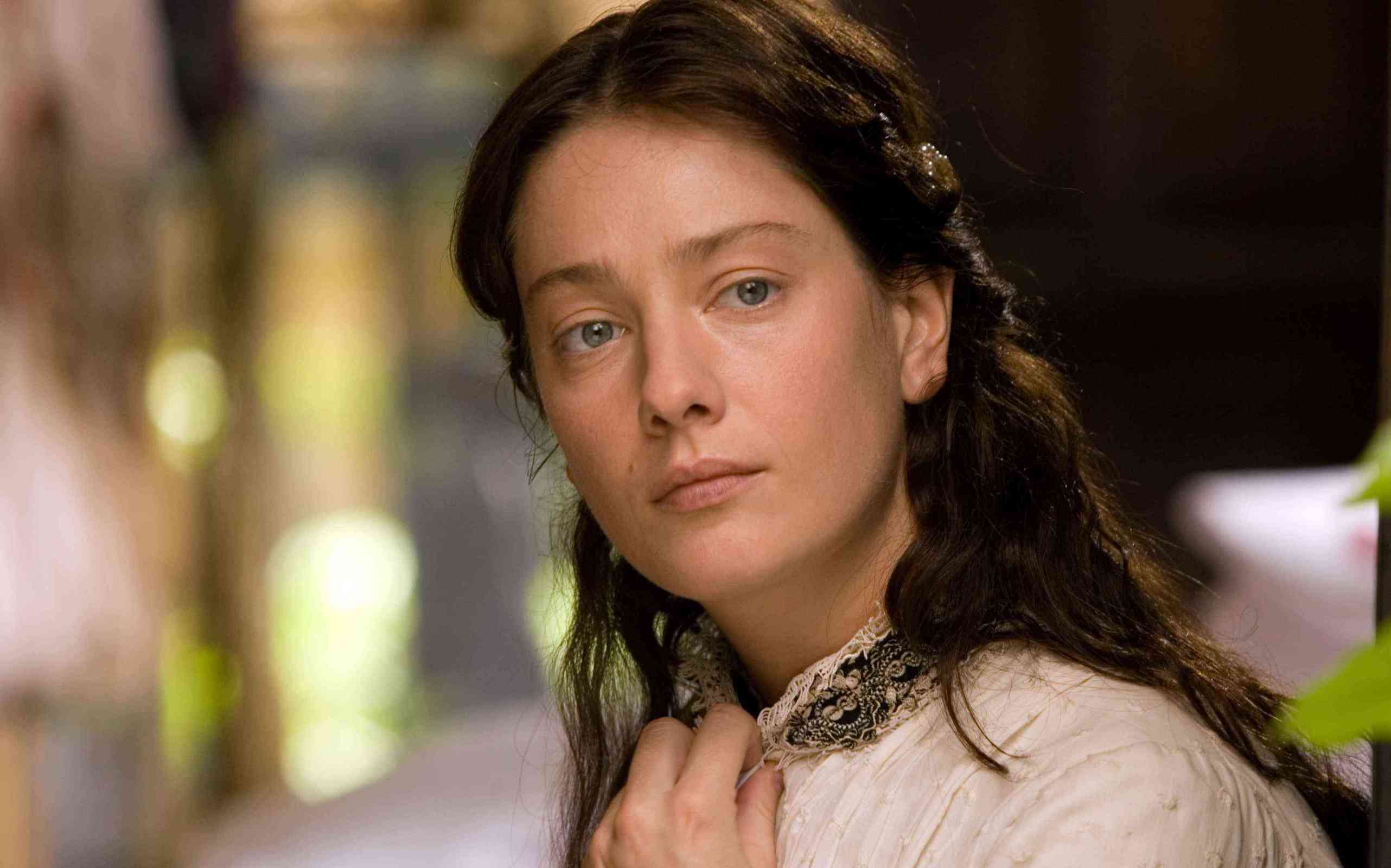 爱情》由 a href="#" data-lemmaid="6303611">迈克·内威尔 /a>执导